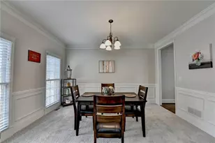 1400 Cresthaven Ln, Lawrenceville, GA 30043 - Photo 9