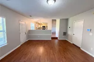 3045 Stonebridge Creek Dr, Lithonia, GA 30058 - Photo 3
