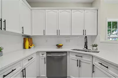 2632 Cedar Drive, Lawrenceville, GA 30043 - Photo 7