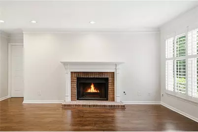 128 Great Oaks Lane, Roswell, GA 30075 - Photo 11