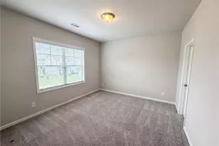 158 Mitchem Crk Dr, Loganville, GA 30052 - Photo 15
