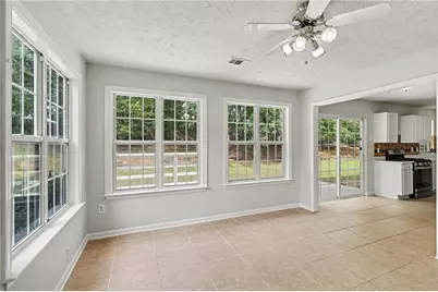 10502 Iron Gate Lane, Jonesboro, GA 30238 - Photo 9