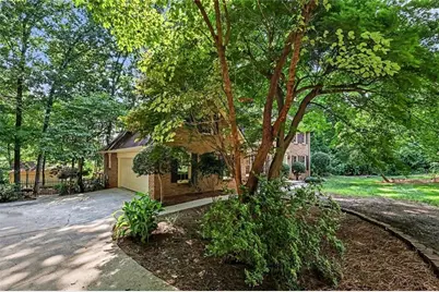 1903 Colony Oaks Drive, Snellville, GA 30078 - Photo 3