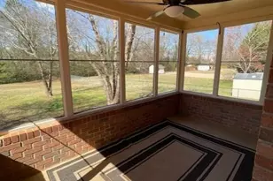 381 Etowah Dr, Cartersville, GA 30120 - Photo 5