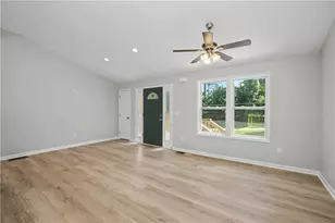 126 Lucinda Ln, Fayetteville, GA 30214 - Photo 5