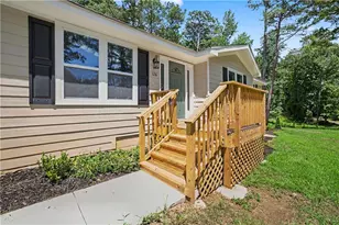 126 Lucinda Ln, Fayetteville, GA 30214 - Photo 3