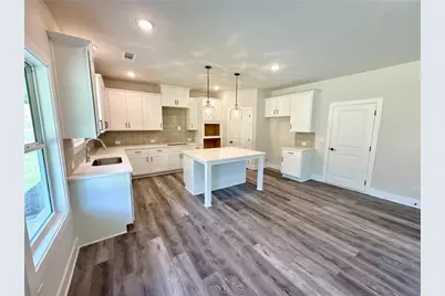 4250 Shirebrook Trail, Hoschton, GA 30548 - Photo 9