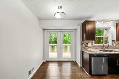 1469 W Rock Court, Stone Mountain, GA 30088 - Photo 17