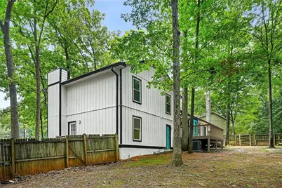 1469 W Rock Court, Stone Mountain, GA 30088 - Photo 43