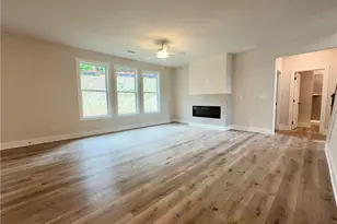 4270 Shirebrook Trail, Hoschton, GA 30548 - Photo 15