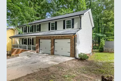 4984 Willow Overlook, Stone Mountain, GA 30088 - Photo 3