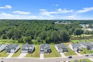 6470 Pond Vw Dr, Cumming, GA 30028 - Photo 9