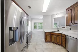 5482 Riverside Dr, Sugar Hill, GA 30518 - Photo 5