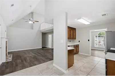 5482 Riverside Dr, Sugar Hill, GA 30518 - Photo 9