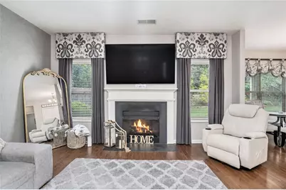 230 Haleys Court, Woodstock, GA 30188 - Photo 5