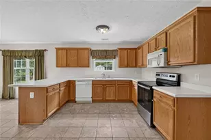 829 Sweden Forest Cove, Hampton, GA 30228 - Photo 21