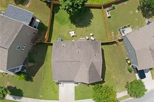 1670 Shire Village Dr, Buford, GA 30518 - Photo 3