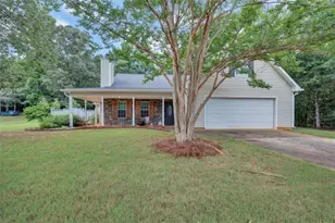 465 Berkshire Dr, Covington, GA 30016 - Photo 1
