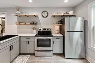 302 Teal Ct, Roswell, GA 30076 - Photo 3