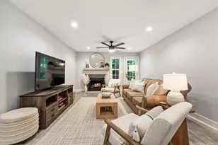 302 Teal Ct, Roswell, GA 30076 - Photo 9