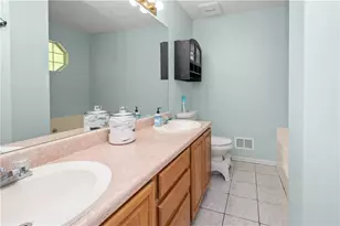 153 Creekside Dr, McDonough, GA 30252 - Photo 7