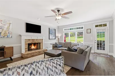 112 Grandcrest Drive, Suwanee, GA 30024 - Photo 7