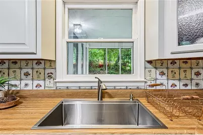 12160 Arnold Mill Road, Roswell, GA 30075 - Photo 17