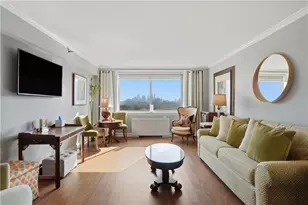2479 Peachtree Rd NE, Atlanta, GA 30305 - Photo 1
