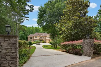 2506 Lennox Road SE, Conyers, GA 30094 - Photo 3