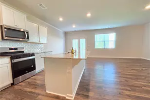 3331 Greyton Dr, Buford, GA 30519 - Photo 11