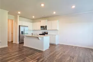 3331 Greyton Dr, Buford, GA 30519 - Photo 9