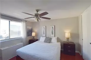 215 NE Piedmont Ave NE, Atlanta, GA 30308 - Photo 17