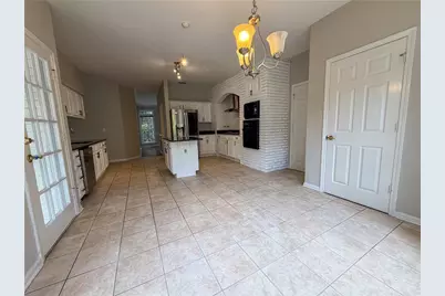 11295 Vedrines Drive, Alpharetta, GA 30022 - Photo 15