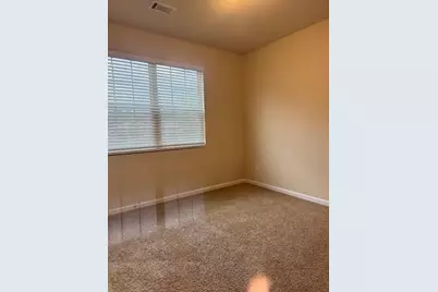 610 Dodson Lake Court, Fairburn, GA 30213 - Photo 7