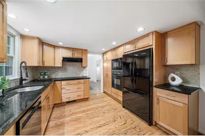 5215 Huntingford Terrace, Marietta, GA 30068 - Photo 15