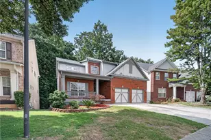 1381 Scenic Pines Dr, Lawrenceville, GA 30044 - Photo 3