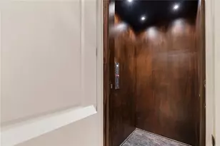6420 Riverside Dr NW, Sandy Springs, GA 30328 - Photo 61