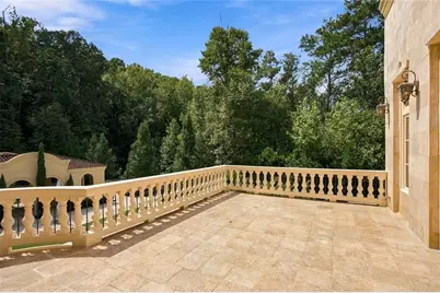 6420 Riverside Drive NW, Sandy Springs, GA 30328 - Photo 37