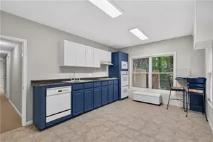 3640 Cloudland Dr, Atlanta, GA 30327 - Photo 49