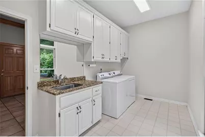 3640 Cloudland Drive, Atlanta, GA 30327 - Photo 23