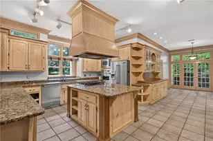 3640 Cloudland Dr, Atlanta, GA 30327 - Photo 7
