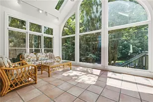 3640 Cloudland Dr, Atlanta, GA 30327 - Photo 15