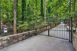 3640 Cloudland Dr, Atlanta, GA 30327 - Photo 3
