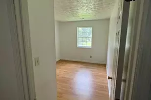 5370 Garvey Dr, Fairburn, GA 30213 - Photo 7