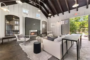 191 Chestnut Cir, Atlanta, GA 30342 - Photo 31