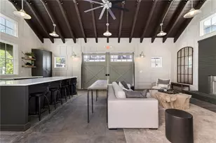 191 Chestnut Cir, Atlanta, GA 30342 - Photo 29