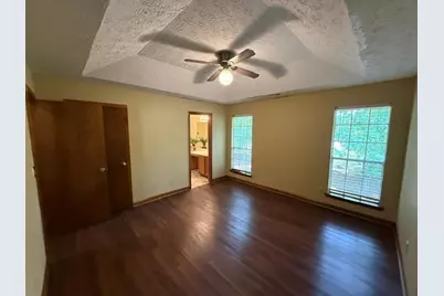8351 Post Oak Court, Riverdale, GA 30274 - Photo 9