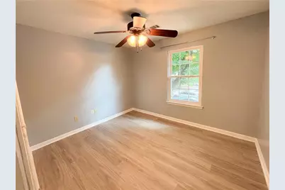 383 Leisure Court SW, Marietta, GA 30064 - Photo 13