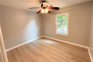 383 Leisure Ct SW, Marietta, GA 30064 - Photo 13