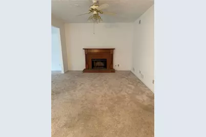 682 Bridge Way, Lithonia, GA 30058 - Photo 9